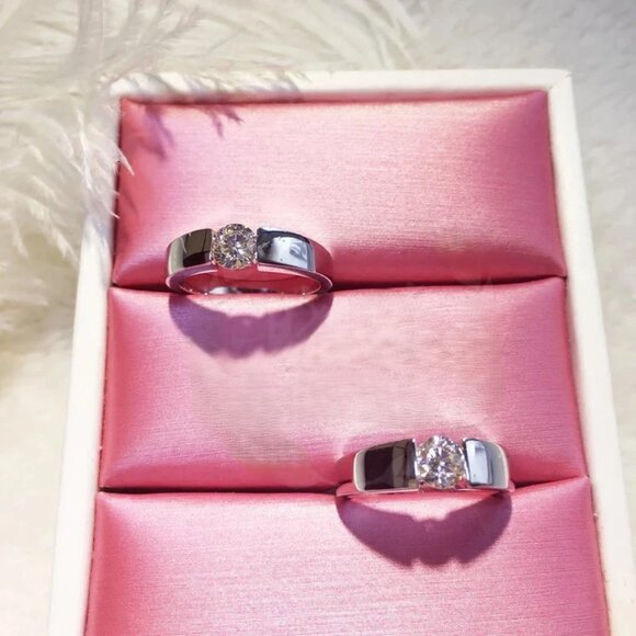 Beautiful Ladies Diamond Tension Ring / Band, .925 Solid Sterling Silver - Picture 6 of 11